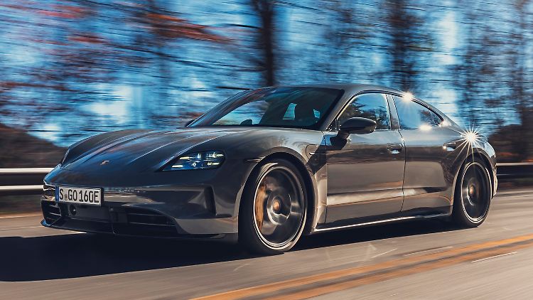 Porsche legt den Taycan GTS neu auf.