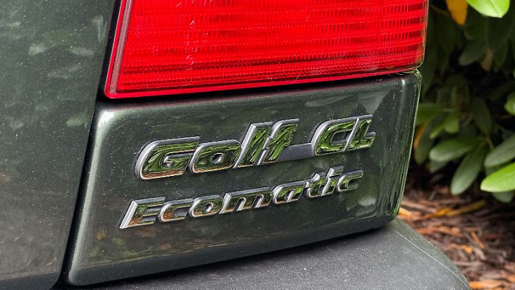 Wer einen Golf mit diesem Schriftzug im Straßenbild entdeckt, hat eine ganz schöne Rarität gefunden.