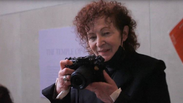 Nan Goldins Ausstellung ist seit Jahren geplant.