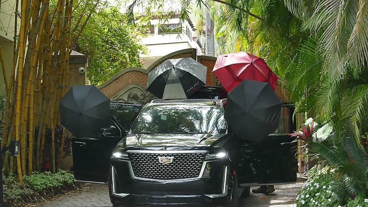 Kein Zufluchtsort: Im März gab es auch eine Razzia in Combs Anwesen auf Star Island in Florida. 
