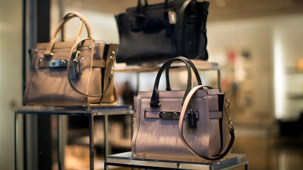 661d0f98aff25bb2f408197de8cbf918