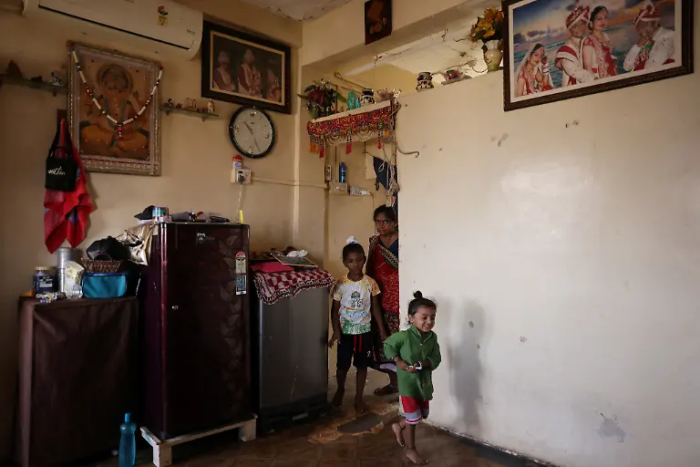 Rahul-Makwana-s-family