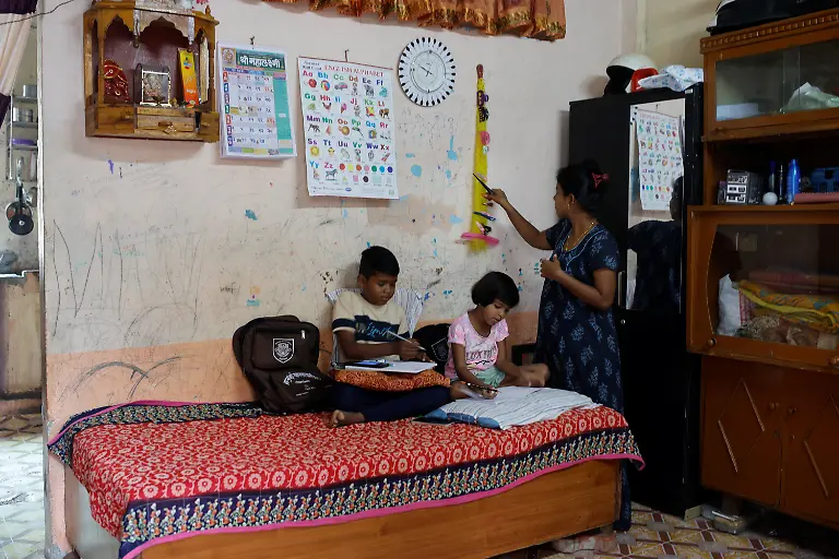 Anil-Aiwale-s-children-Atharva-12-and-Akshara-6