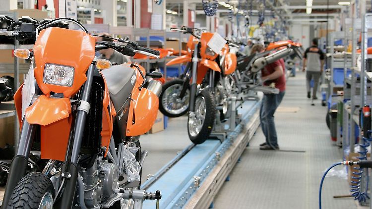 Die Produktion bei KTM wird von Weihnachten bis Ende Februar ausgesetzt.