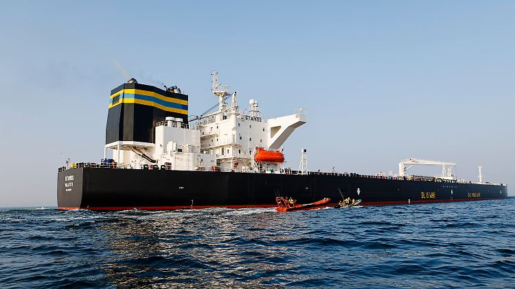 Seit März 2023 darf Russland kein Rohöl mehr per Schiff in die EU transportieren. Es passiert aber trotzdem.  