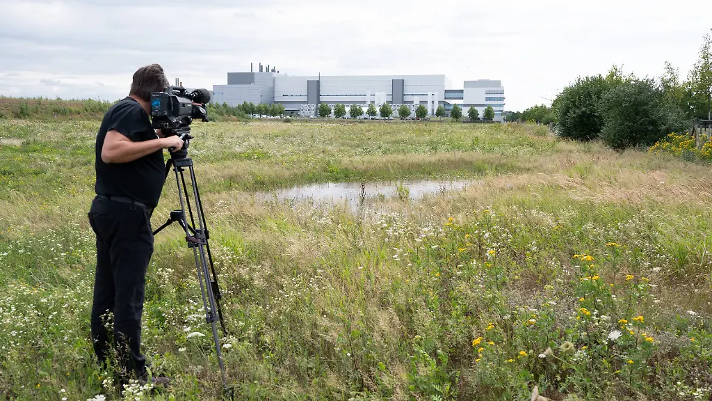 42a68c51666637be73f321e6888e6306