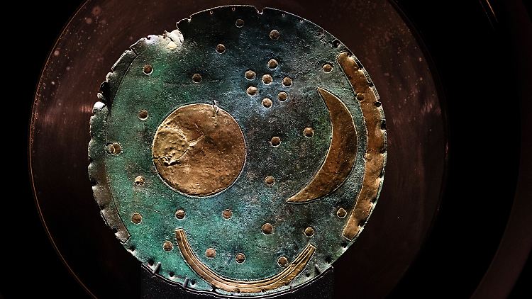 Die Himmelsscheibe von Nebra ist einer der bedeutendsten archäologischen Funde des vergangenen Jahrhunderts. 