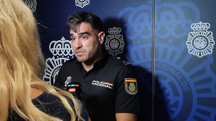Der Chef der spanischen Mordkommission: Angel Ruiz.