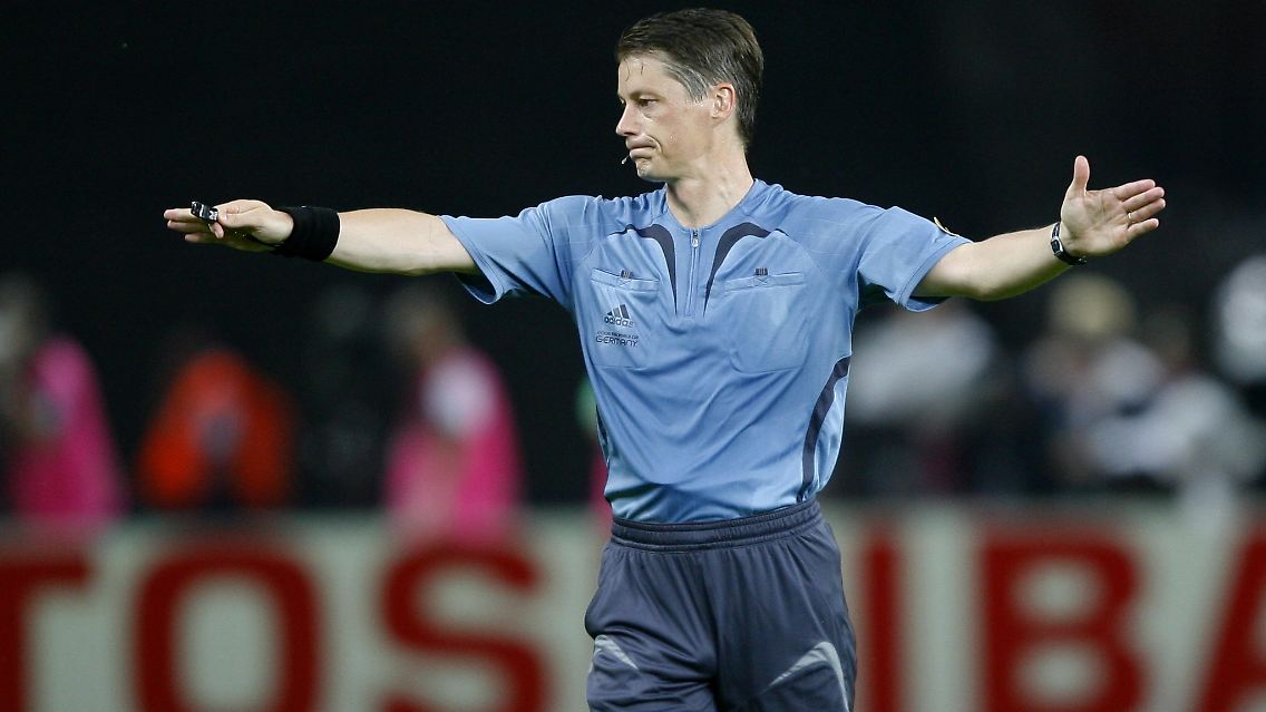 Michel bei der WM 2006 im Vorrundenspiel Schweden gegen Paraguay.