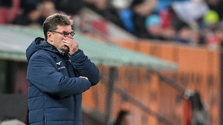 Auch Dieter Hecking kann den VfL Bochum nicht beflügeln.