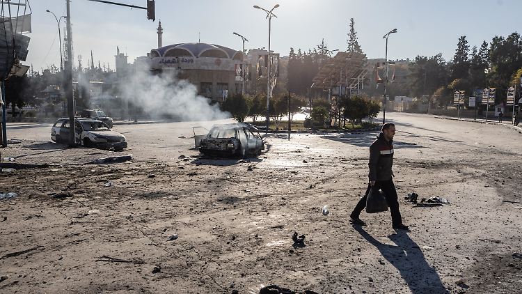 Der Bürgerkrieg in Syrien nimmt kein Ende. Ein islamistisches Bündnis übernimmt am Wochenende die Kontrolle über Aleppo. 