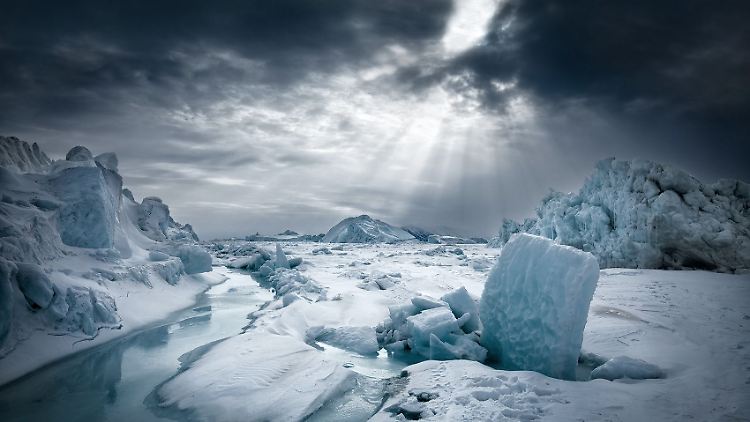 Das Licht! Manchmal muss man tagelang darauf warten - nicht nur als Polarfotograf.