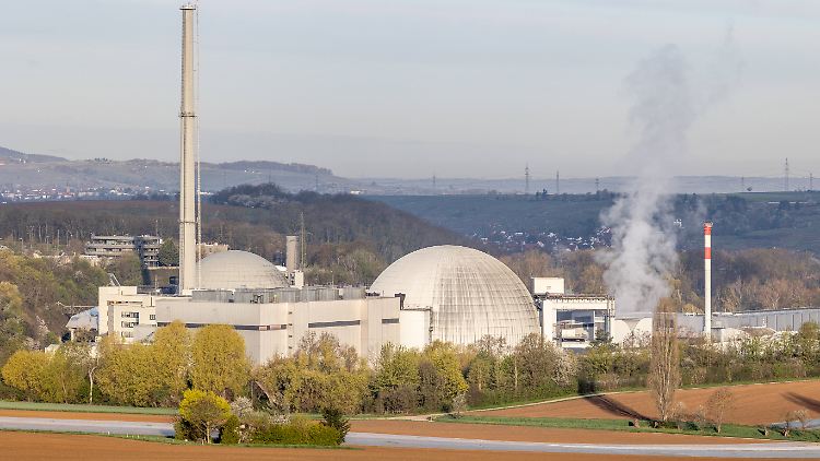 Beim AKW Neckarwestheim II hat nach Angaben von EnBW die Demontage bereits begonnen.