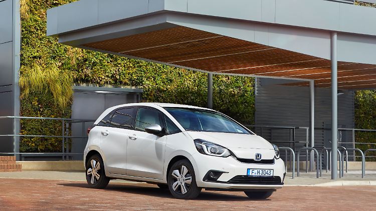 Der Honda Jazz hat einen sparsamen Antrieb, viele praktische Details und tritt eher unscheinbar auf.
