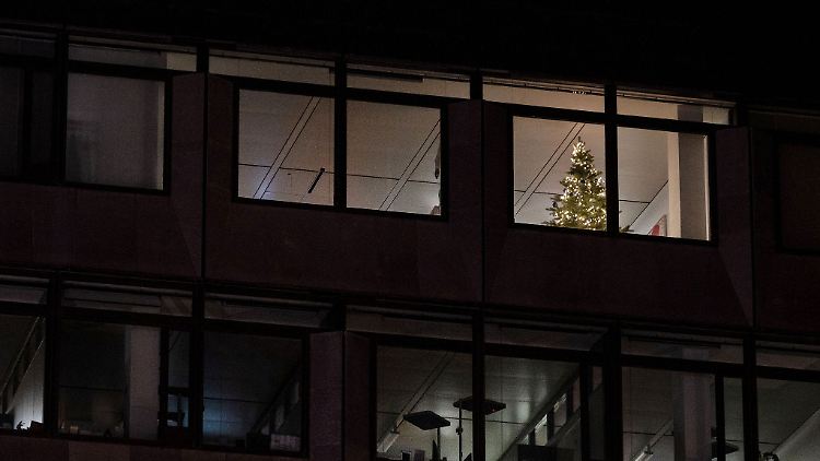 Wer jetzt die richtigen Prioritäten setzt, kann die Zeit bis zum Weihnachtsurlaub weniger gestresst überstehen. 