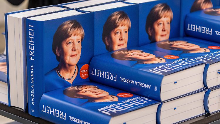"Freiheit" erschien vergangene Woche, kostet 42 Euro und ist stellenweise schon vergriffen. 