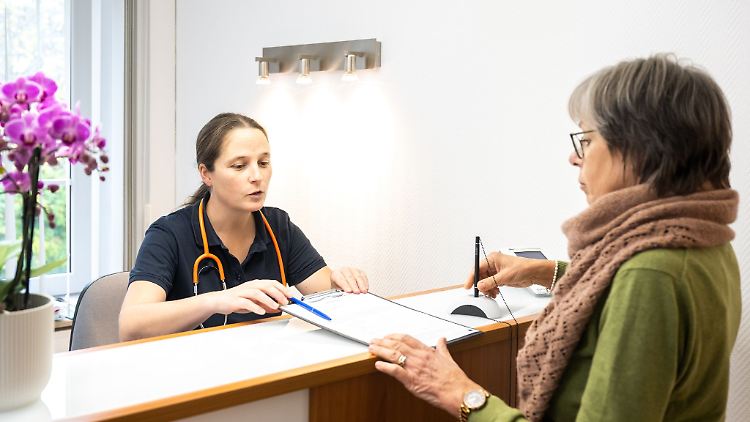 Was genau kostet es? Darüber muss die Arztpraxis bei individuellen Gesundheitsleistungen aufklären. 