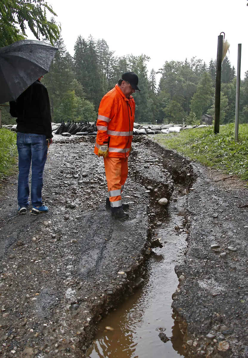 3106901ecc05b53a5fa0f2e3244a1100