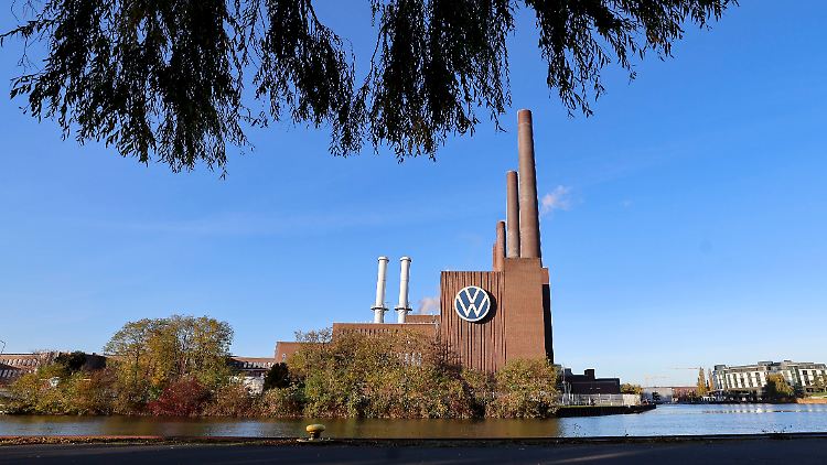 Sinkende Stromkosten sollen auch dem kriselnden Autohersteller VW helfen