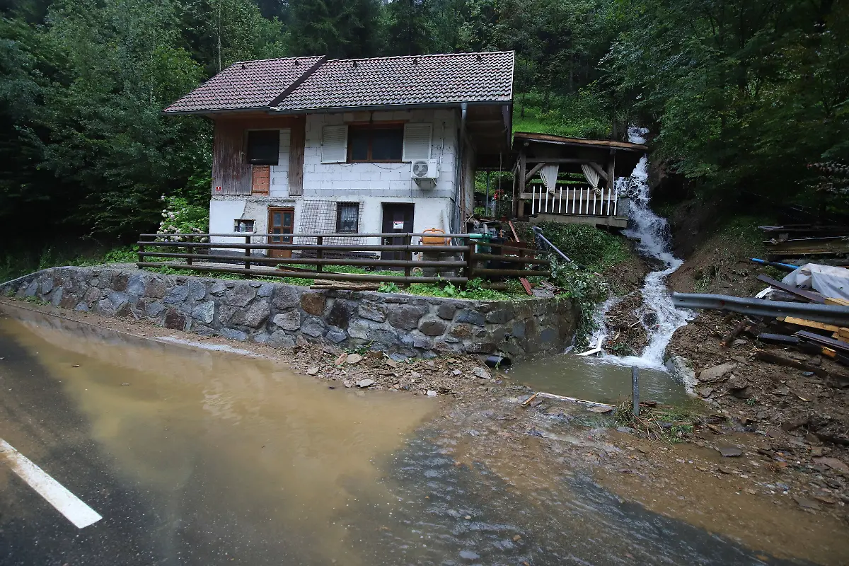 d5891c8072ea7ebbef18be22627d2332