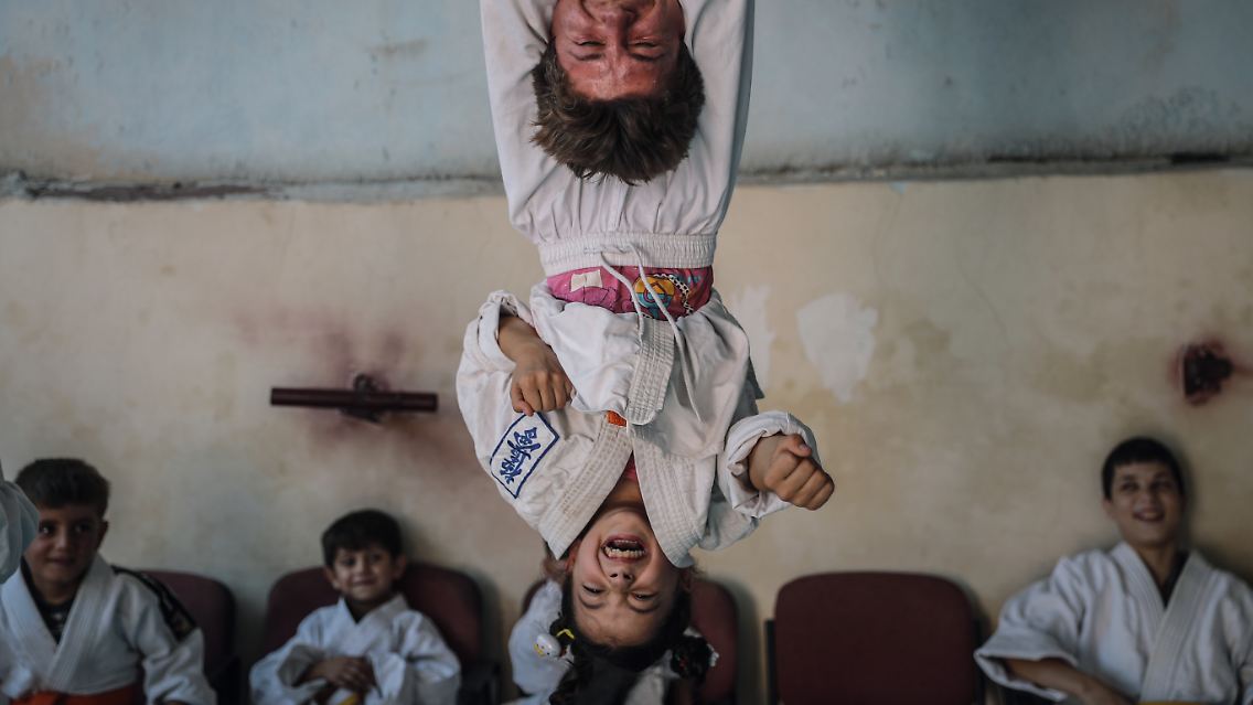 Eines von Alkharboutlis eindrucksvollen Bildern von Karate-Training - hier im syrischen Aleppo.