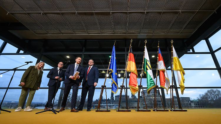 Keine eigene Mehrheit und kleiner: CDU und SPD gehen in Sachsen das Wagnis Minderheitsregierung ein.