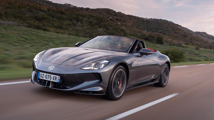 Mit dem Cyberster bringt MG in Deutschland einen hochemotionalen Elektro-Roadster auf den Markt.