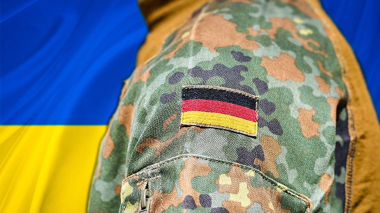 Es ist völlig offen, ob die Bundeswehr sich an einem Einsatz zur Friedenssicherung in der Ukraine beteiligen würde.
