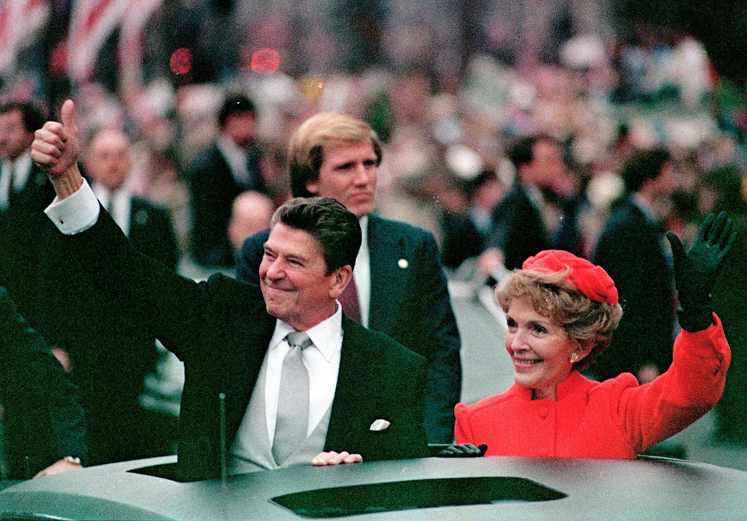 Er ist das amerikanische Gesicht der 1980er Jahre: politisches Vorbild für die einen und Hassfigur für die anderen.