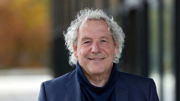 Prof. Dr. Andreas Knie leitet die Forschungsgruppe "Digitale Mobilität und gesellschaftliche Differenzierung" am Wissenschaftszentrum Berlin für Sozialforschung (WZB).