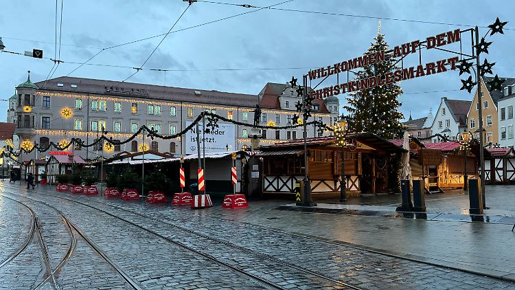 Der Verdächtige soll bereits Fotos vom Augsburger Weihnachtsmarkt gemacht haben. 