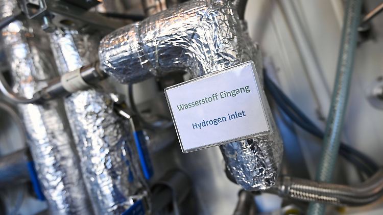 Der Einsatz von Wasserstoff im Straßenverkehr oder gar in Heizungen ist laut der Studie viel zu teuer.