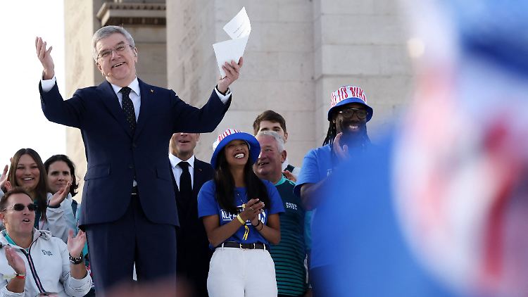 Für IOC-Präsident Thomas Bach und Co. passt der DOSB die deutsche Olympia-Bewerbung an.