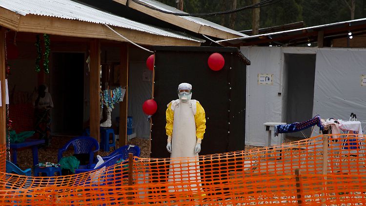 In der Demokratischen Republik Kongo mussten sich die Menschen in der Vergangenheit auch vor Ebola-Erregern schützen. 