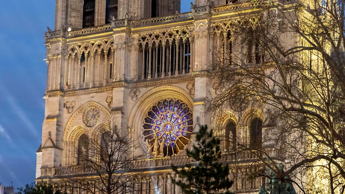 Notre Dames Wiedereröffnung könnte zur Kulisse für ein Treffen zwischen Trump und Selenskyj werden.