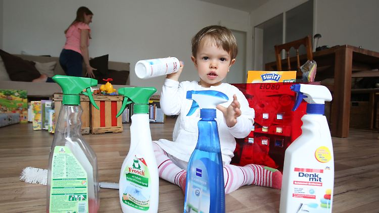 Haushalt und Kinder sind gerade für berufstätige Eltern nicht so einfach unter einen Hut zu bekommen.