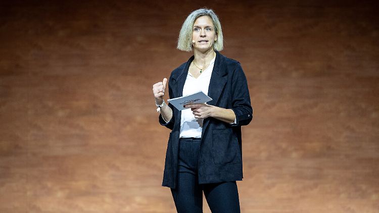 Laura Ludwig hätte gern in Deutschland um den Olympiasieg gespielt.