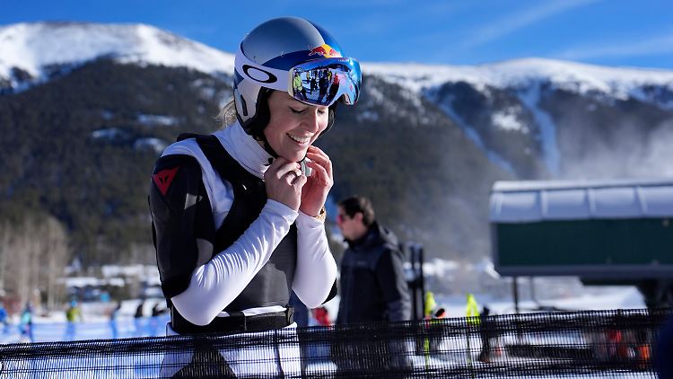Lindsey Vonn strahlt bei ihrem Comeback.