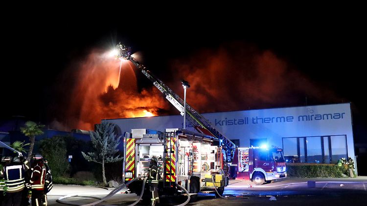 Das Feuer entstand dem Betreiber zufolge durch einen technischen Defekt in einem Wirtschaftsraum.