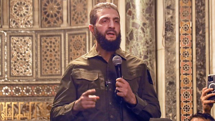 Abu Mohammed al-Dschulani führt die Rebellengruppe HTS. Ob diese ihren Ankündigungen wirklich Taten folgen lässt, muss sich erst zeigen.
