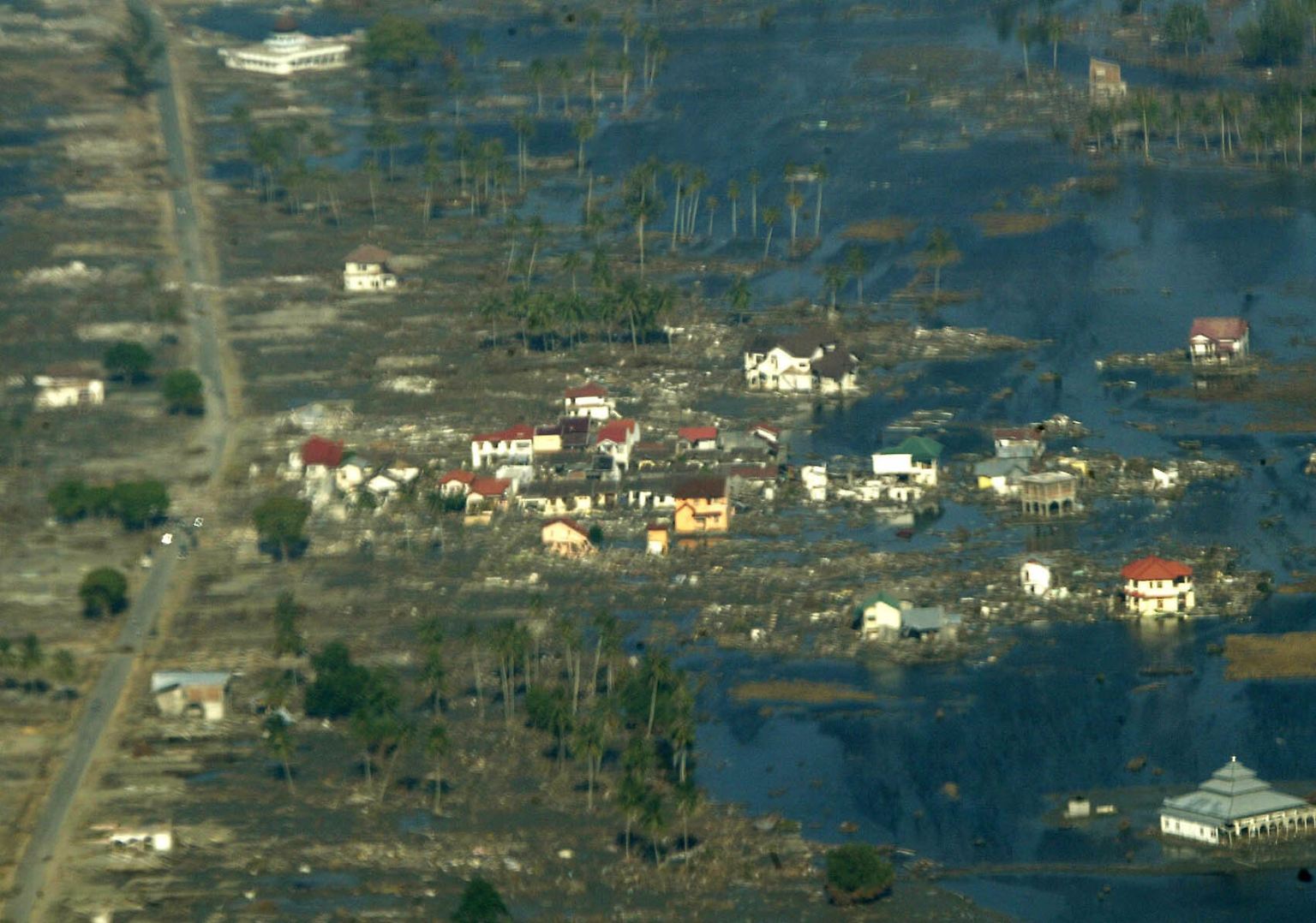 Katastrophe im Indischen Ozean: Tsunami 2004 - als die Welle ...