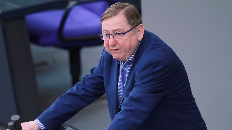 André Hahn von der Linkspartei wurde durch einen Abgeordneten der CDU ersetzt. Dagegen setzte er sich zur Wehr.