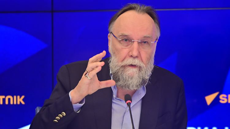 "Ab jetzt werdet ihr bereuen", hatte Alexander Dugin in Richtung der Türkei anlässlich des Assad-Sturzes geschrieben.