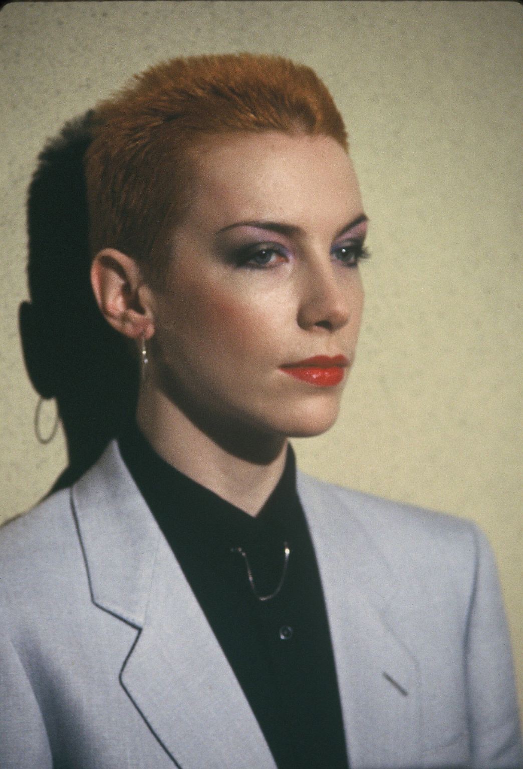 Ihre kühle Stimme und ihr androgyner Look prägten die 80er Jahre. Doch fast wäre aus Annie Lennox …