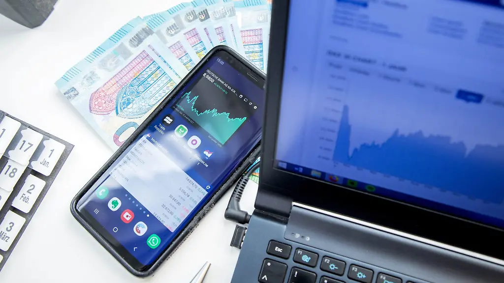 Faellt-nachdem-ein-Unternehmen-Dividenden-an-seine-Aktionaere-auszahlt-der-Boersenwert