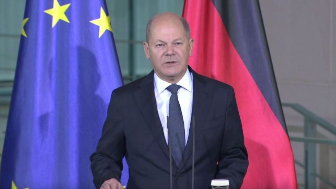 Scholz.JPG