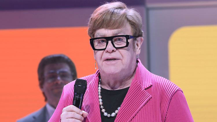 Aus dem "kleinen Reggie" wurde er: Elton John.