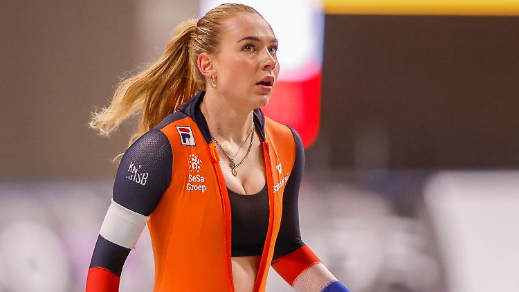 Joy Beune bei einem Worldcup im November in Nagano - im "Playboy" zeigt sie noch mehr von sich.