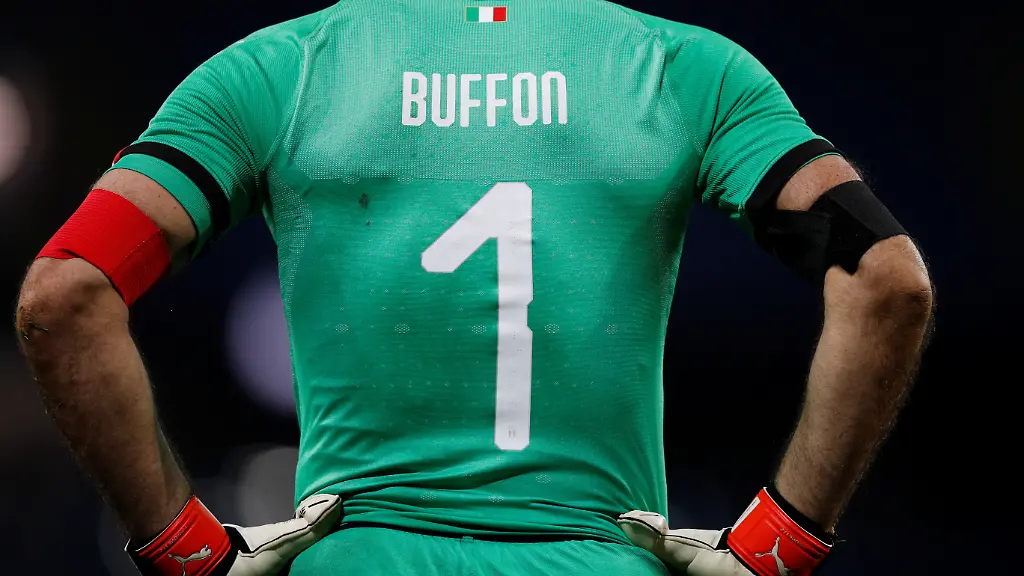 2018-03-23T000000Z-1991840646-RC1BD5240B70-RTRMADP-3-SOCCER-FRIENDLY-ITA-ARG