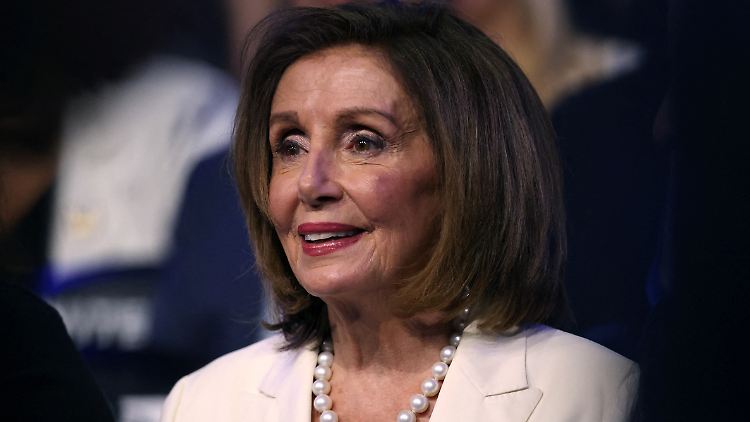 Pelosi erhält eine "ausgezeichnete Behandlung", erklärt ihr Sprecher.